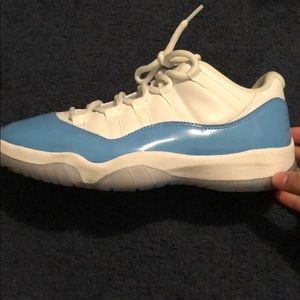 Jordan 11 UNC low
